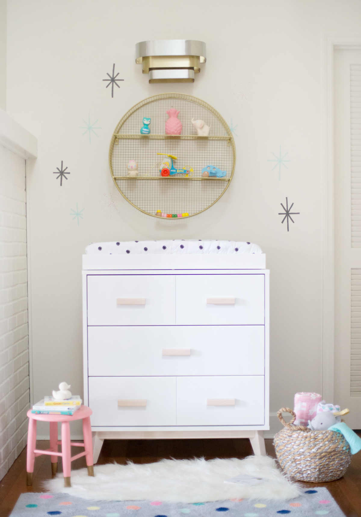 Small Space Nursery Ideas - Lay Baby Lay Small Space Nursery Ideas - Lay Baby Lay
