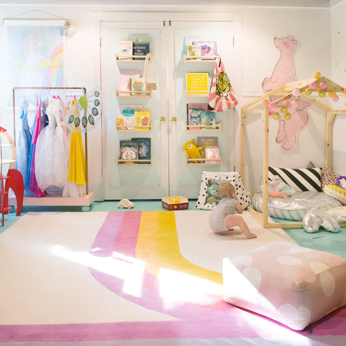 DIY door Bookshelves