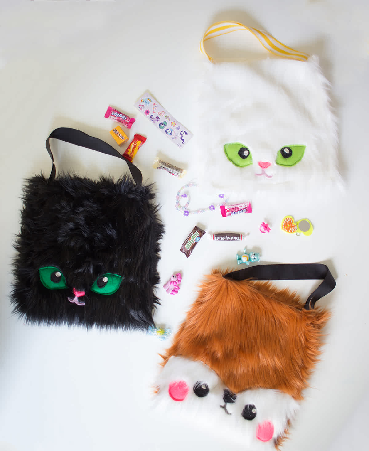 easy DIY halloween treat bags easy DIY halloween treat bags