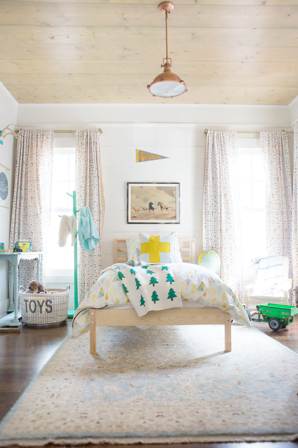 rustic little boy room inspiration