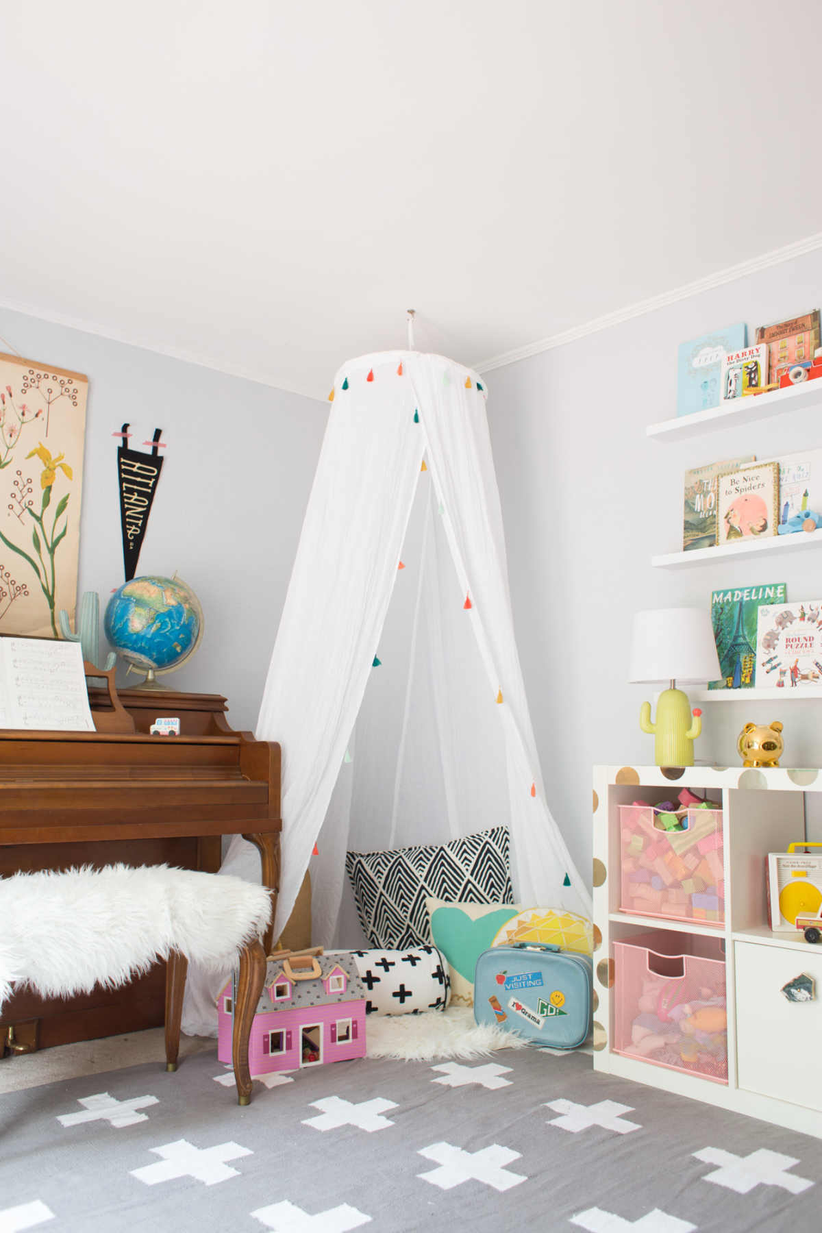Neutral Shared Playroom Ideas Lay Baby Lay