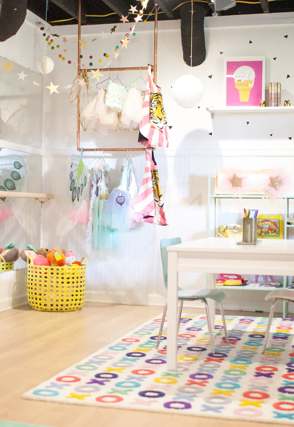 A Playroom For Girls Lay Baby Lay