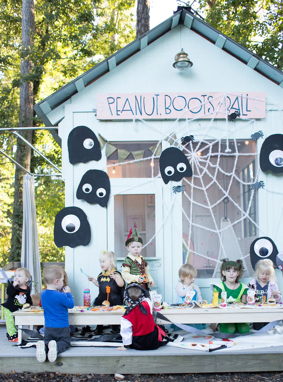 Cute And Easy Halloween Party Ideas For Kids Lay Baby Lay