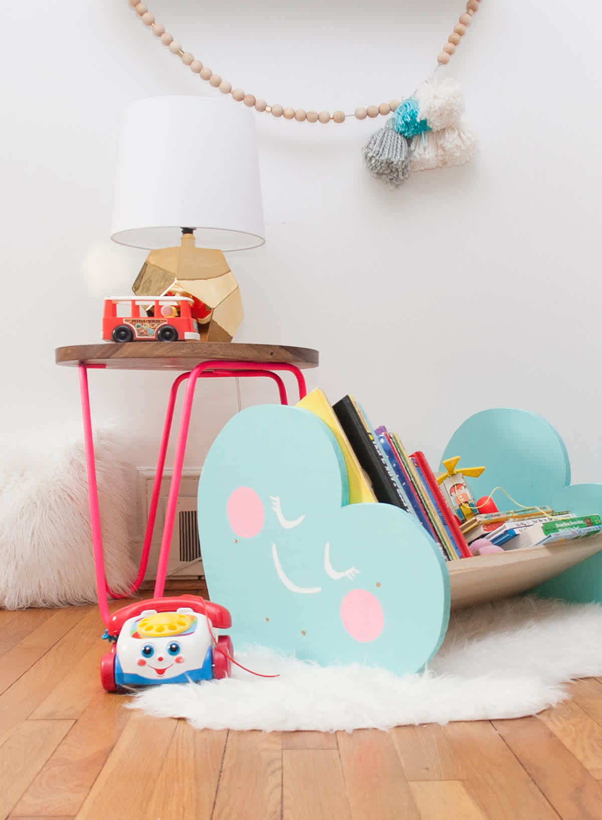 DIY book bin DIY bookcase