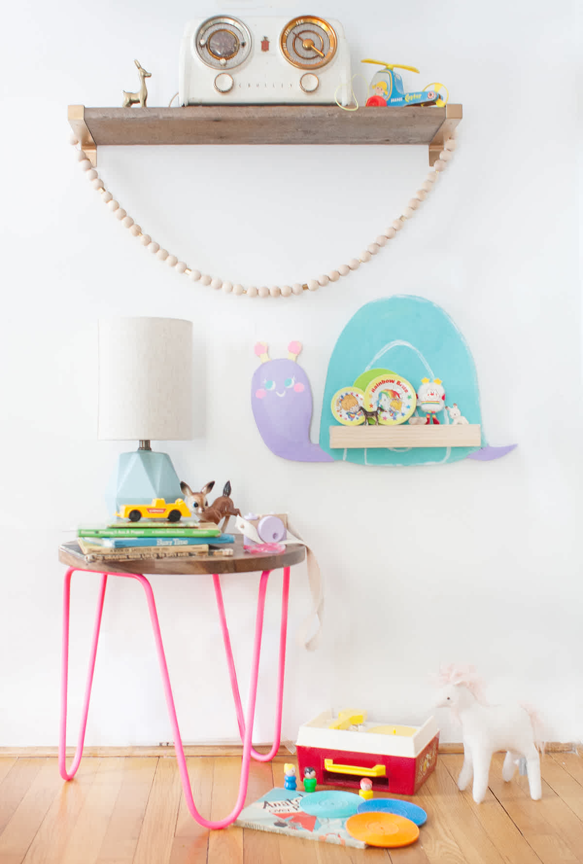 wood shelf project for baby room