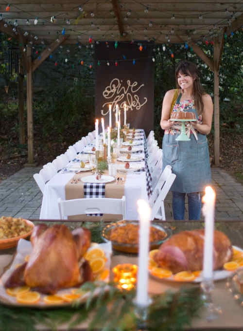 Friendsgiving Ideas with Honeybaked Ham