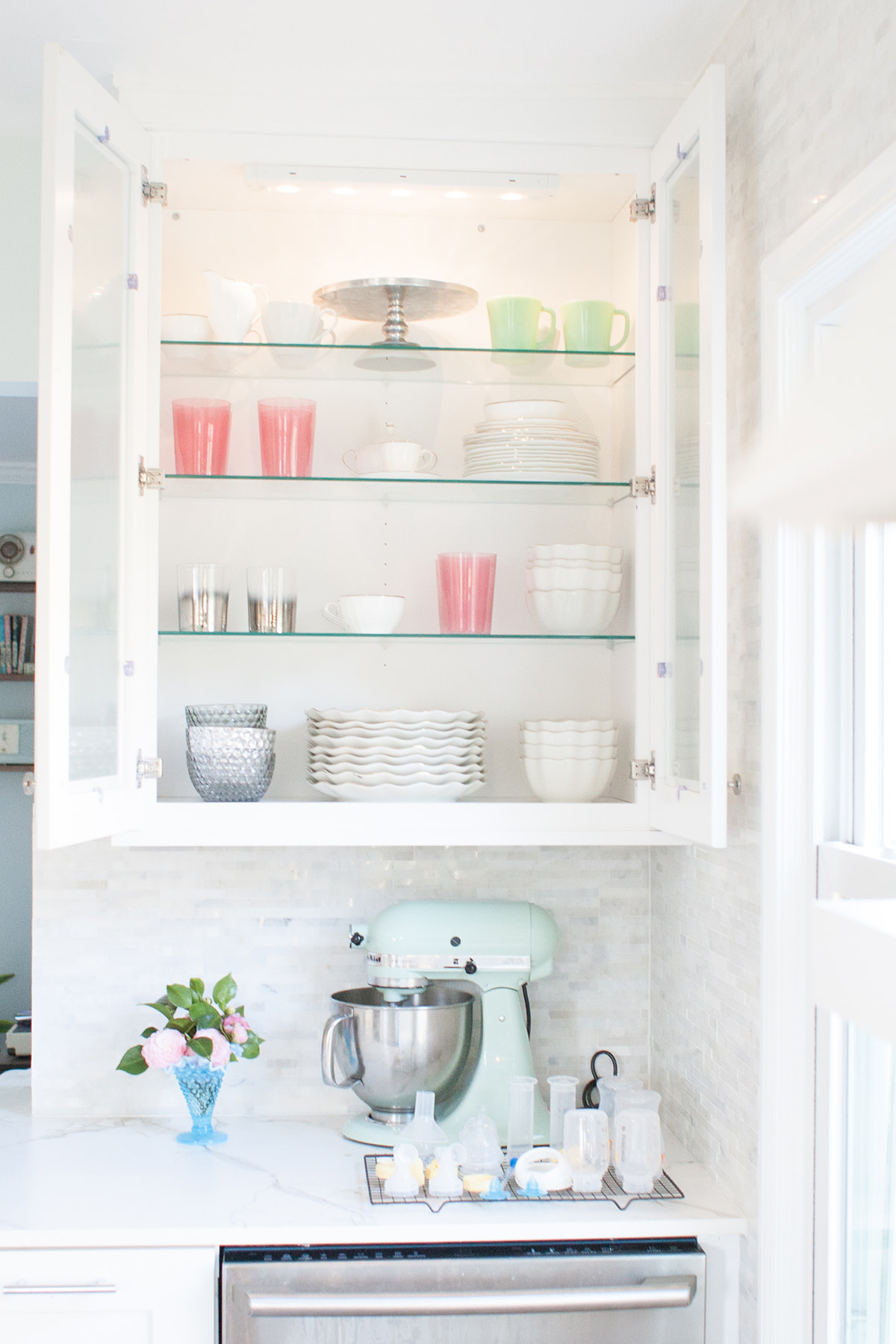 How To Organize Open Shelving In A Kitchen Lay Baby Lay