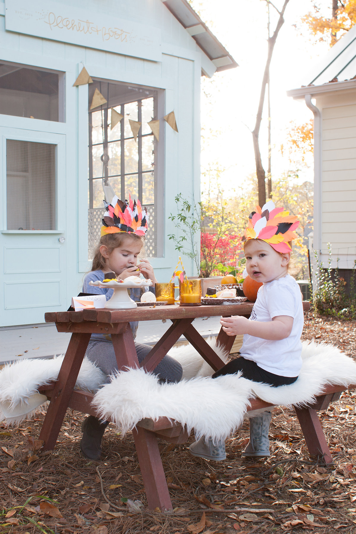 A Thanksgiving Kids Table With Astrobrights - Lay Baby Lay