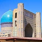 The Bibi Khanum mosque in Samarkand, Uzbekistan 