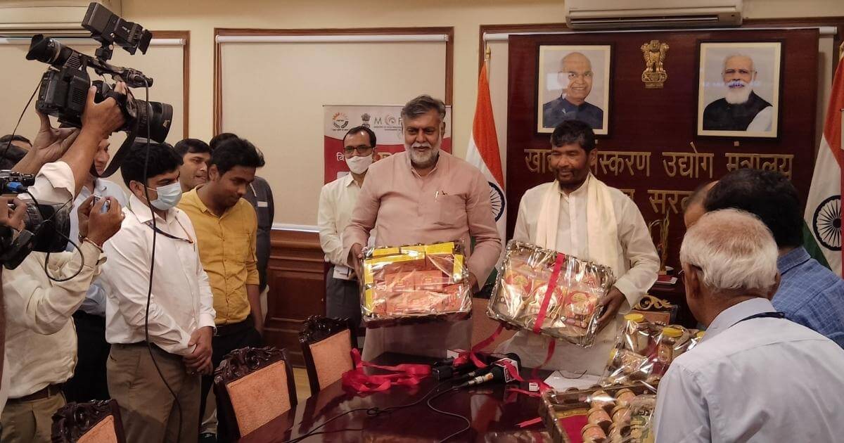 Shri Pashupati Kumar Paras, Hon. Union Minister, along with Shri Prahlad Singh Patel,  Hon. Minister of State (MoFPI) launched 3 ODOP brands and 5 products developed by Nafed and CSL