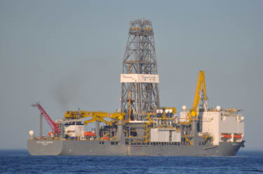 Transocean drillship. DOJ and SEC close another FCPA probe without charges