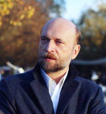 Russia picks counsel for treaty claim by former Putin ally