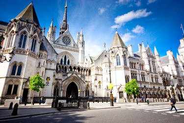 English court halts Dana Gas dividend payments