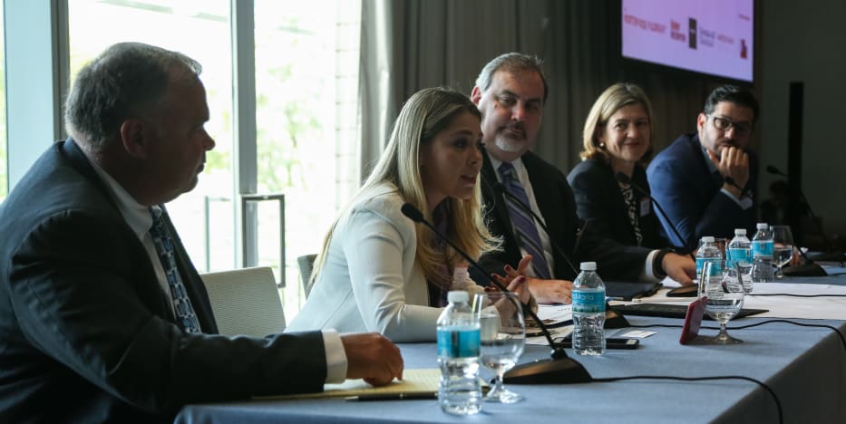 Doug Taylor, Valeria Vázquez, Brian Bradshaw, Vera De Brito de Gyarfas & Benjamín Torres-Barrón