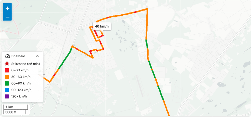 De route van een voertuig op de kaart, elk stuk gekleurd op snelheid, met de snelheidslegende.