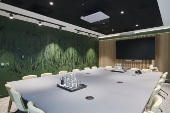 Landmark Hotel Workspace