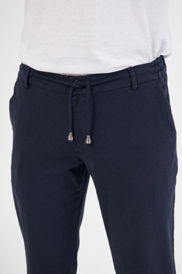 Yazlık Slim Fit Pamuklu Yarım Lastikli Açık Lacivert Erkek Pantolon - Rahatlıkta Şıklık — 9