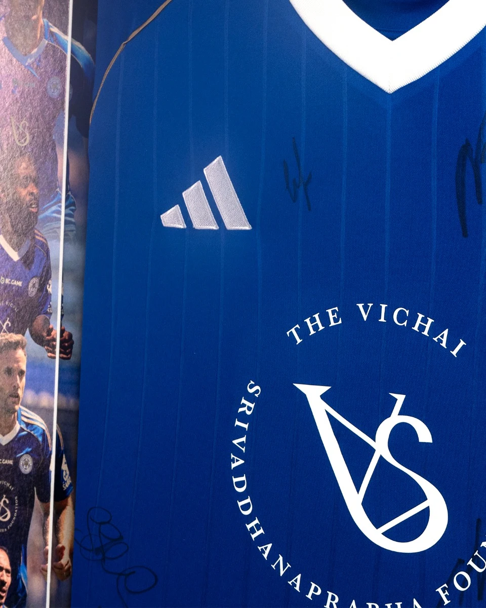 5000/1 Anniversary Collection - Framed Legends Squad Signed Shirt