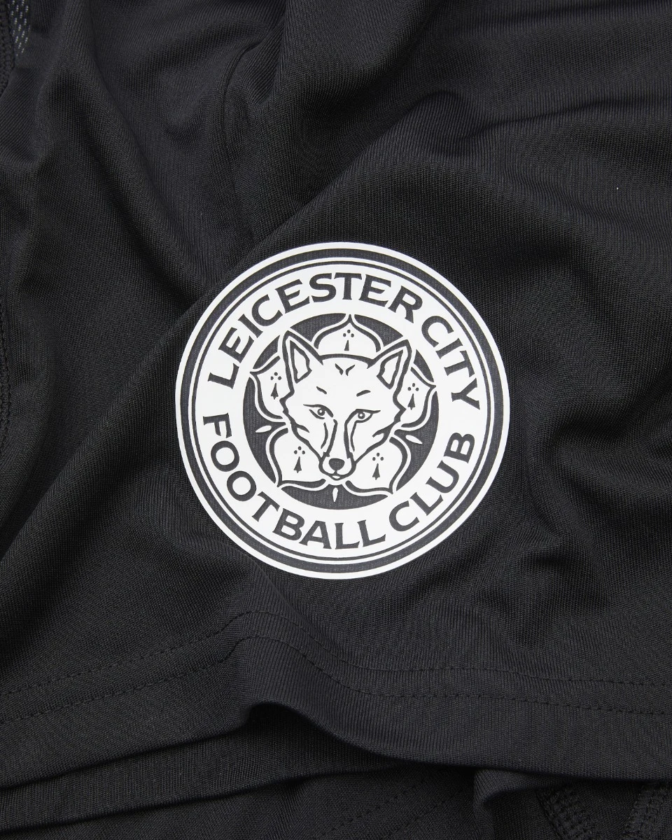 กางเกงซ้อมขาสั้นสีดำ ฤดูกาล 2023/24 