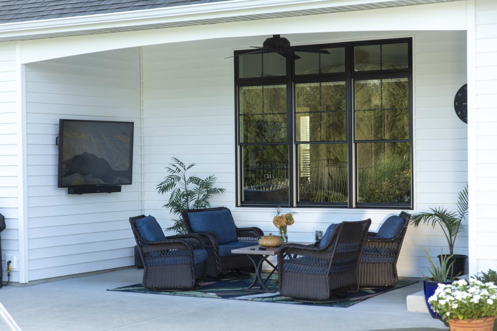 Estate Series Double-Hung Windows