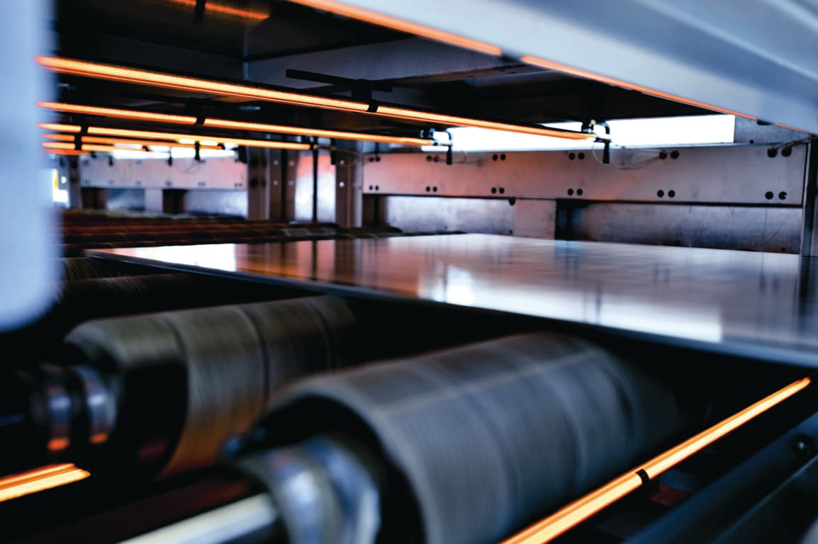 Team Member working at Lippert Window & Glass Manufacturing Plant