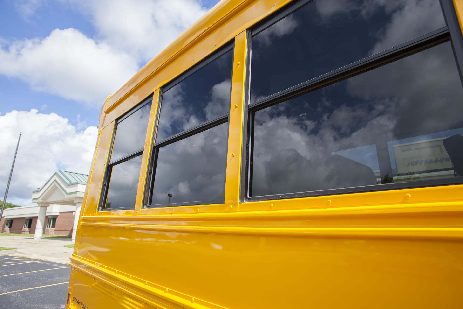 Activity Bus Windows