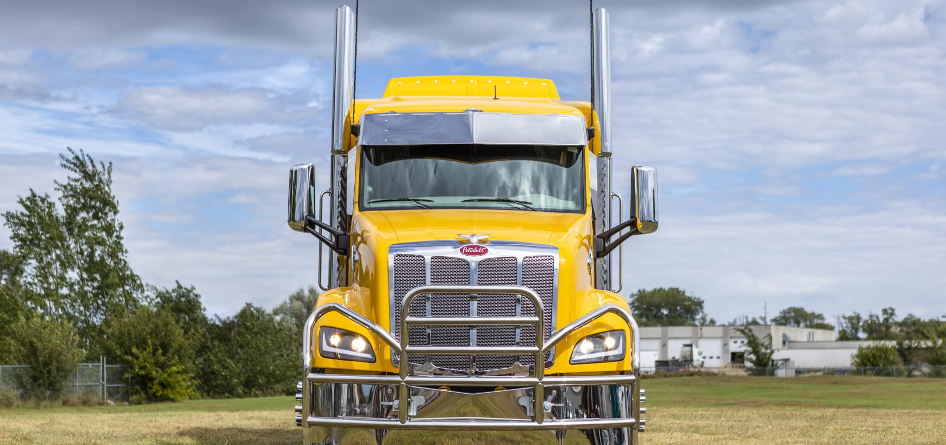 Heavy-Duty Truck with RETRAC Mirrors and Grille Guard