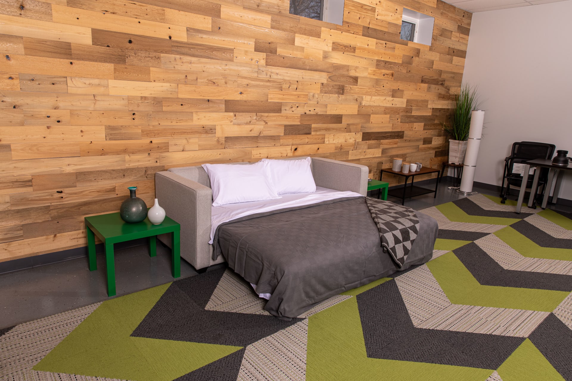 Somnum Tri-Fold Sleeper Sofa Bed for Hotels