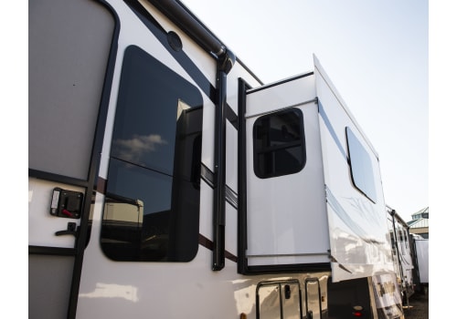 Rv Slide Out Manufacturer Lippert