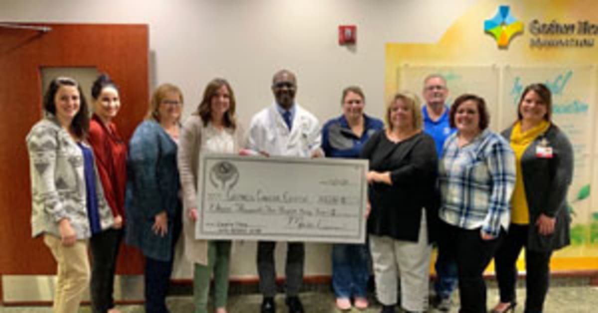 Lippert Components Donates to Goshen Center for Cancer Care Image