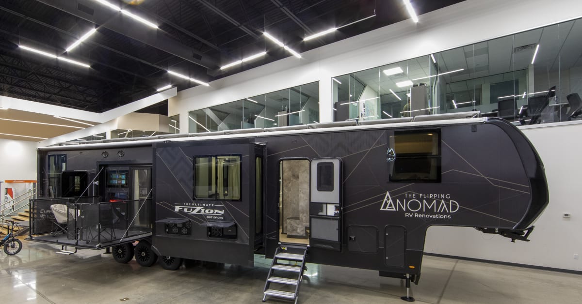 Lippert to Unveil “The Ultimate Fuzion” at Tampa RV SuperShow Image