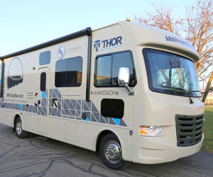Lippert Components and Thor Motor Coach to Present New Motorhome to Ark Project Now