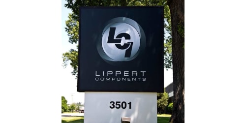 Lippert Components and Reg Provides Hands on Product Support and Showcases New Aftermarket Products at Quartzsite Rv Show