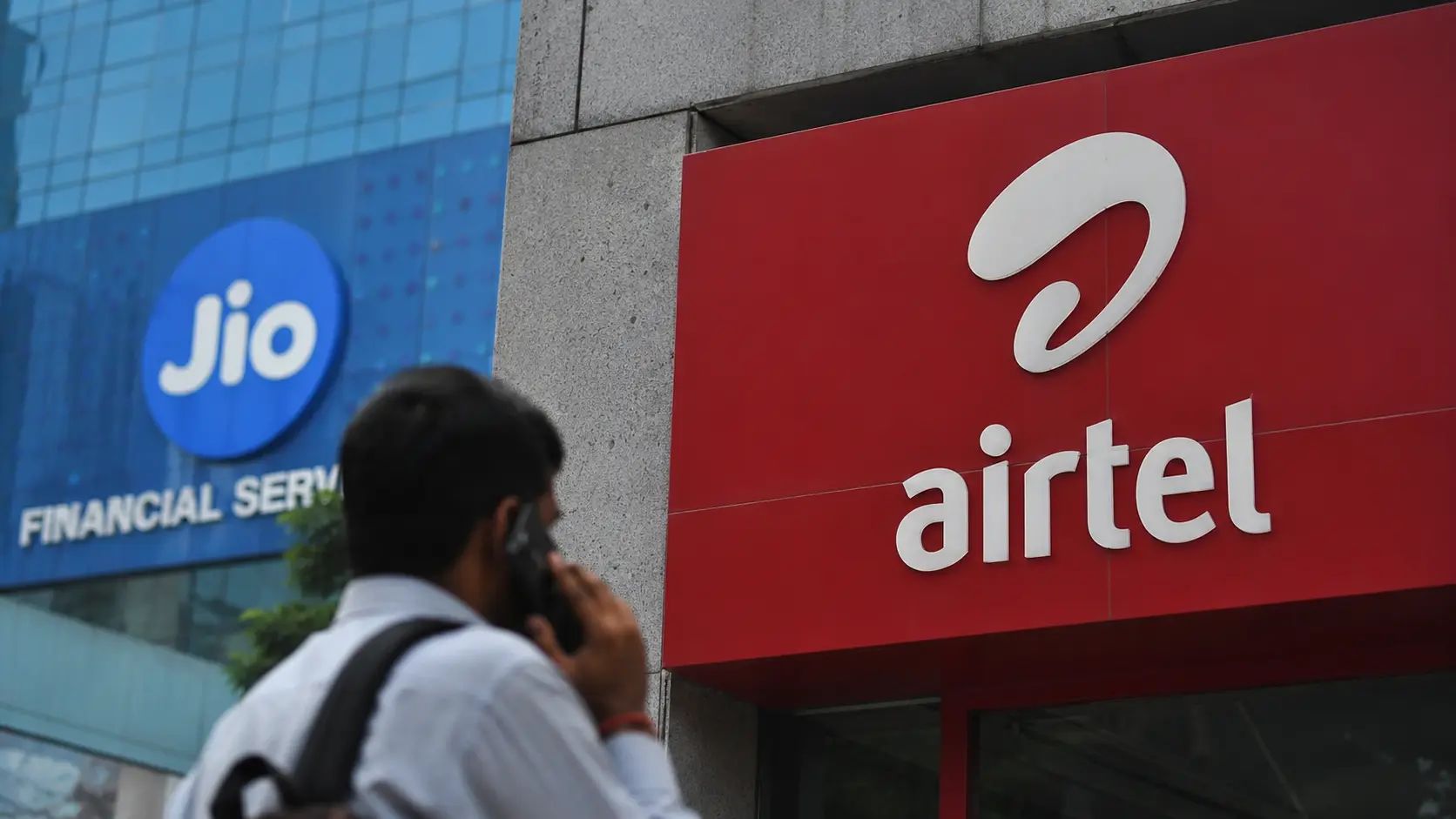 Airtel Money's ₹20,000 Crore NBFC Bet Is Funded by the Same ARPU Jio Is Trying to Undercut
