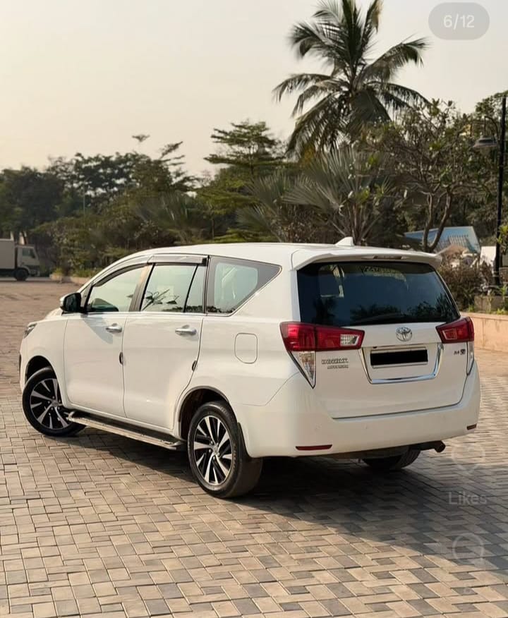 Innova Crysta