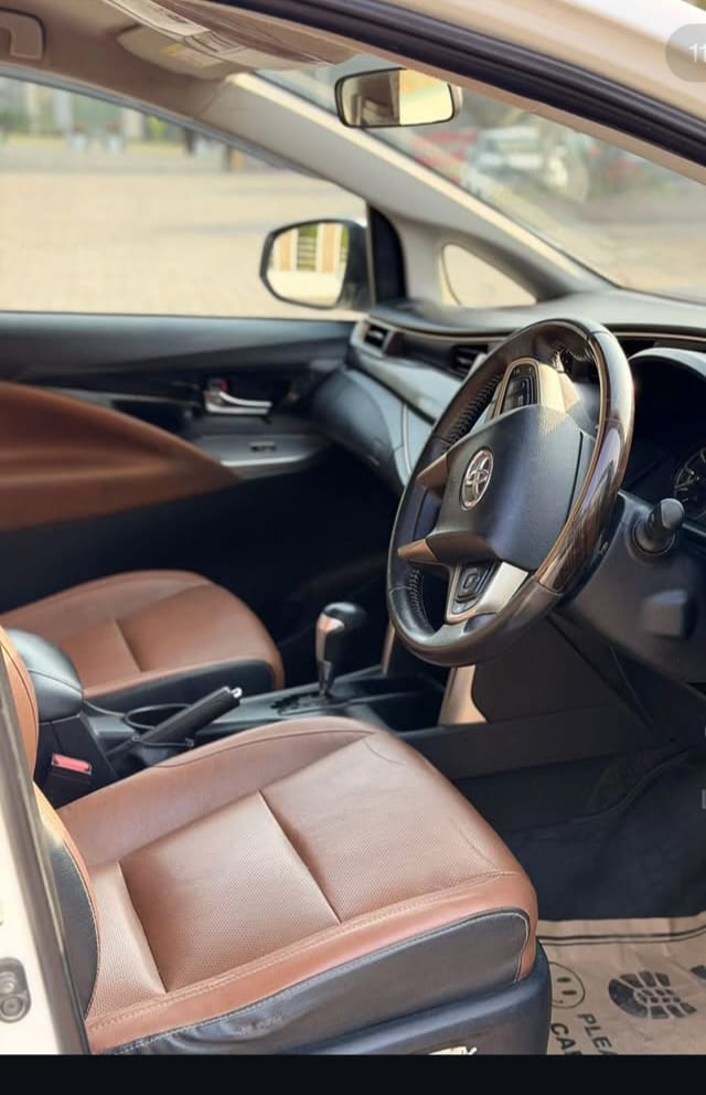 Innova Crysta