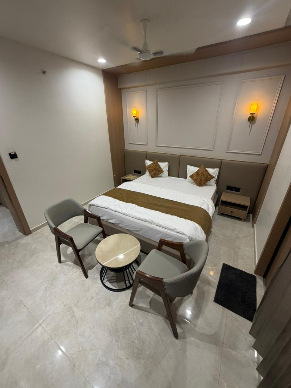 2 - BED STANDARD AC