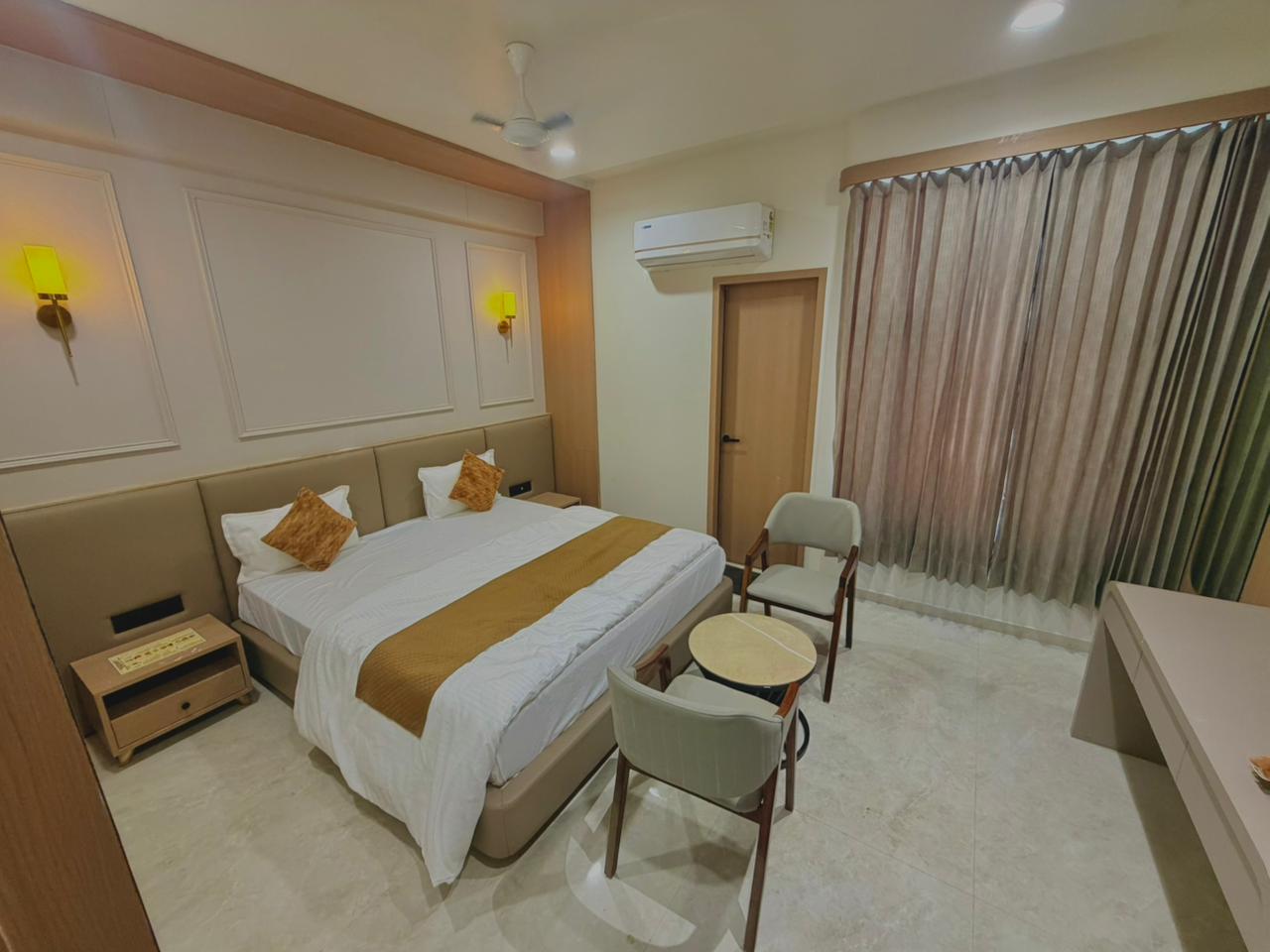 2 - BED STANDARD AC
