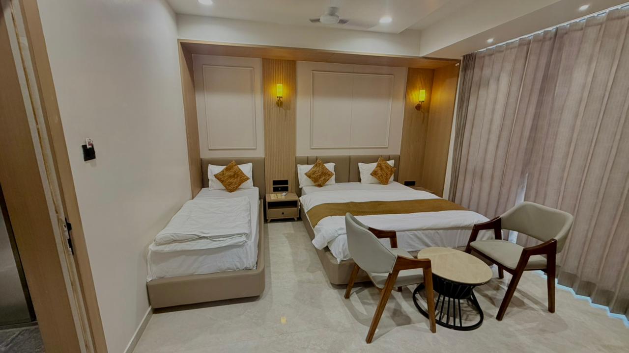 3 - BED DELUXE AC