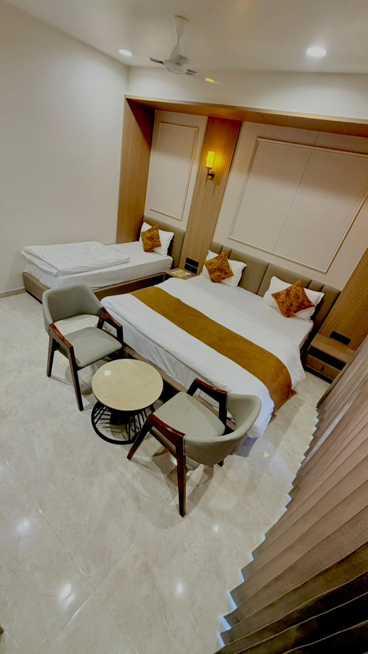 3 - BED DELUXE AC
