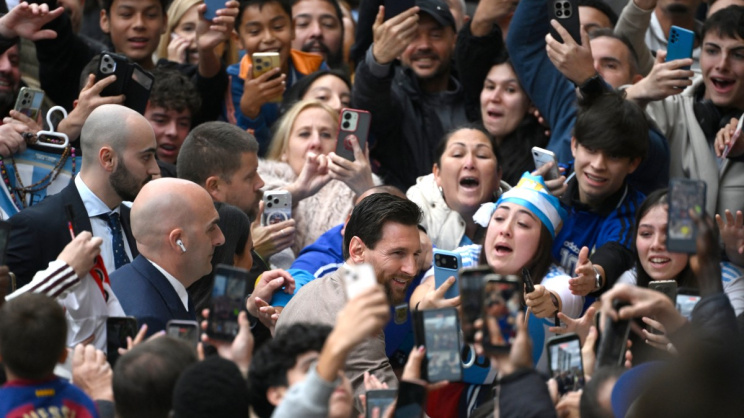 Lionel Messi Arrives in Spain to Receive Prestigious Princess of Asturias Sports Award / Photo: AFP