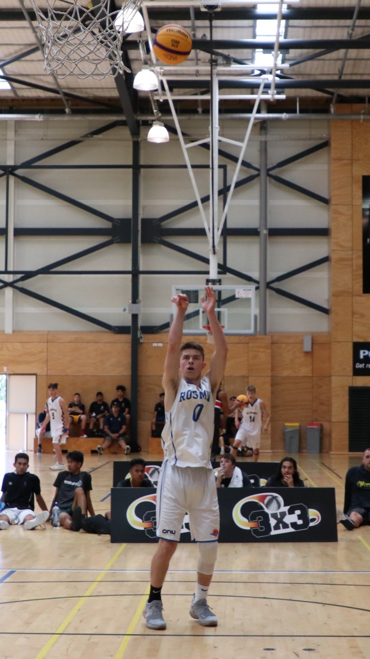 Kainoa shooting a free throw