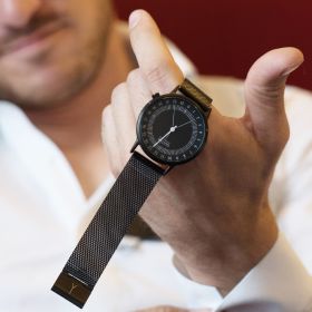 Montre 24H acier noir<br />