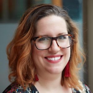 jkriggins-2019-headshot the new stack – Jennifer Riggins
