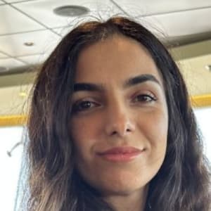 Ayse Vlok