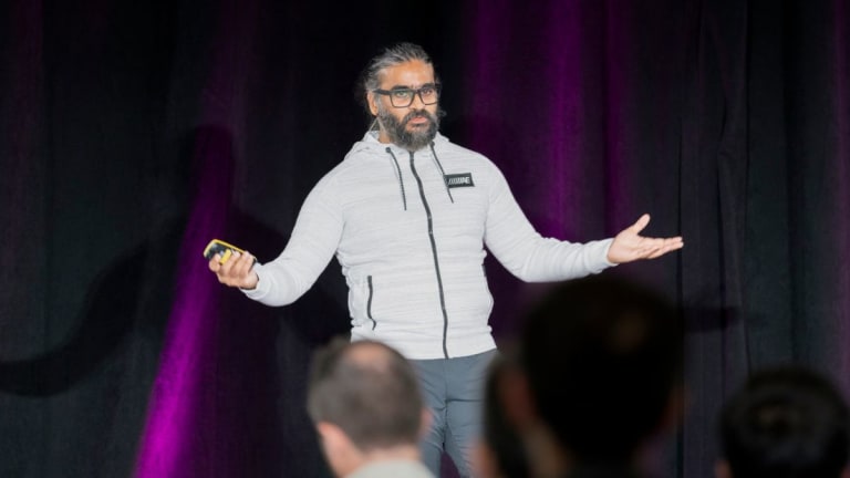 Managing expectations: Lessons from making large-scale platform changes Talk by Seshendra Nalla in LeadDev New York 2024 Conference Hero Image
