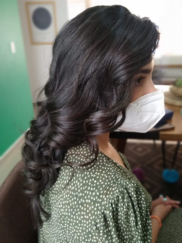 Peinado con ondas suaves profesional