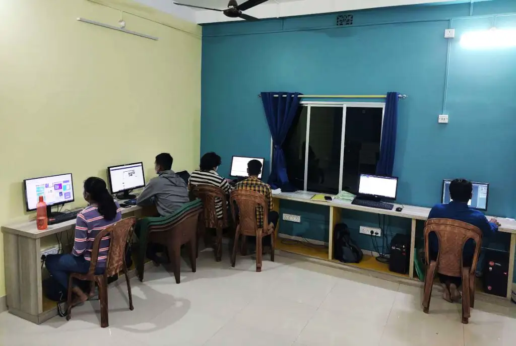 Computer Center for bank Job Course in Habra