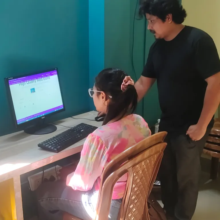 Website design training in Guma Website design training in Guma