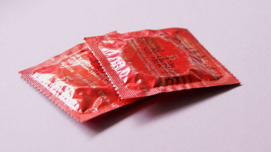 Can Latex Condoms Cause Irritation After Sex Learnskin 